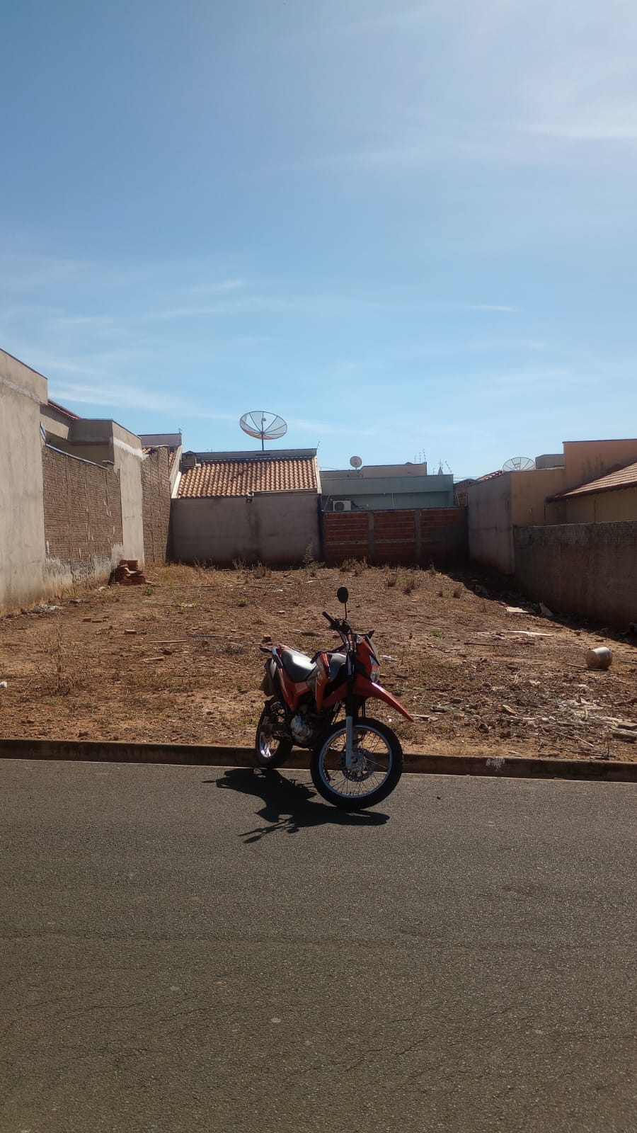Terreno à venda em Cosmorama/SP – 275 m², plano e escriturado