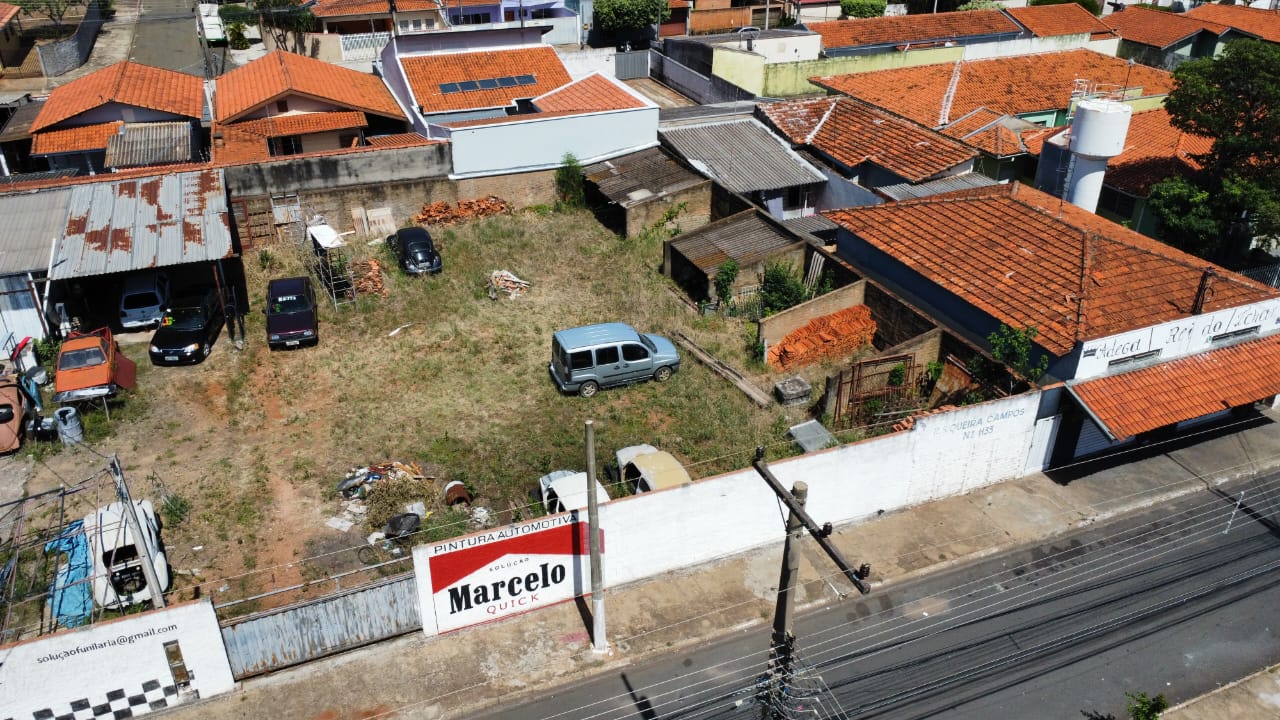 Lote de terreno de 250m² na Av Dr Xavier Ferreira, avenida principal