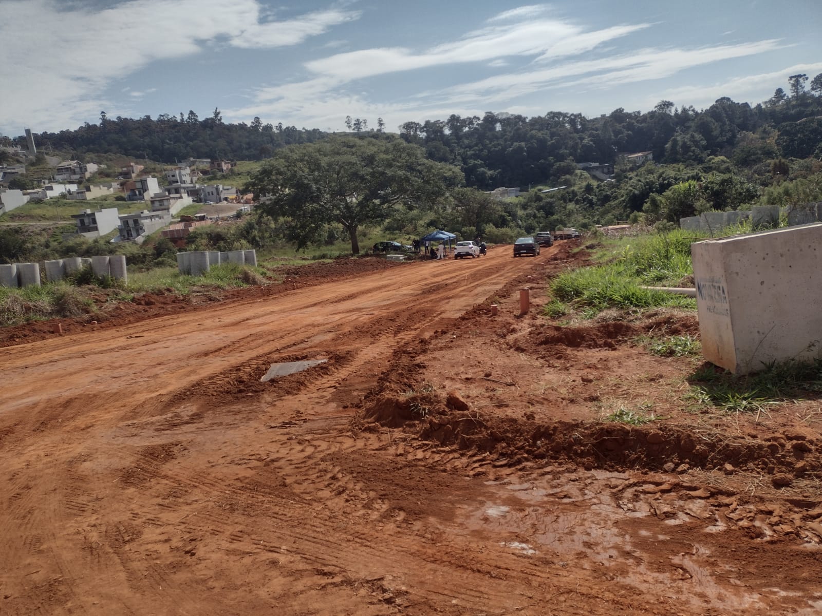 Lançamento, lotes de 200 m² com 8 m de frente a duas quadras do centro da cidade