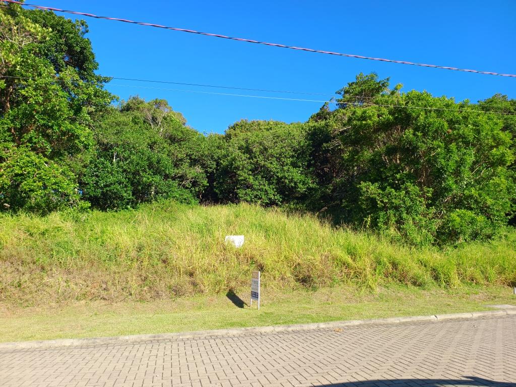 Terreno com 525 m² com vista espetacular no Loteamento Mirante de Garopaba há apenas 5 minutos caminhando da praia