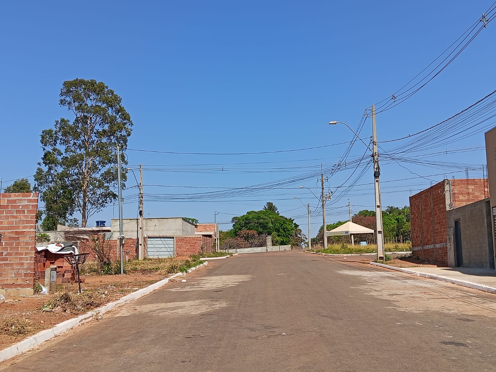 Lote Residencial de 231 m² no Vila Dourada em Abadia de Goiás - GO
