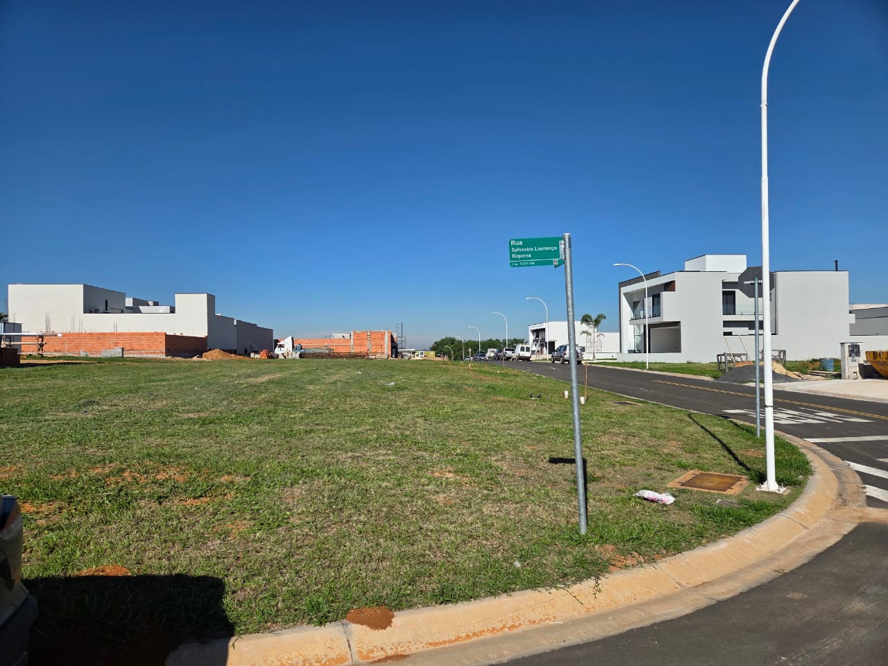 Terreno à Venda no Condomínio Dona Maria Cândida em Indaiatuba/SP