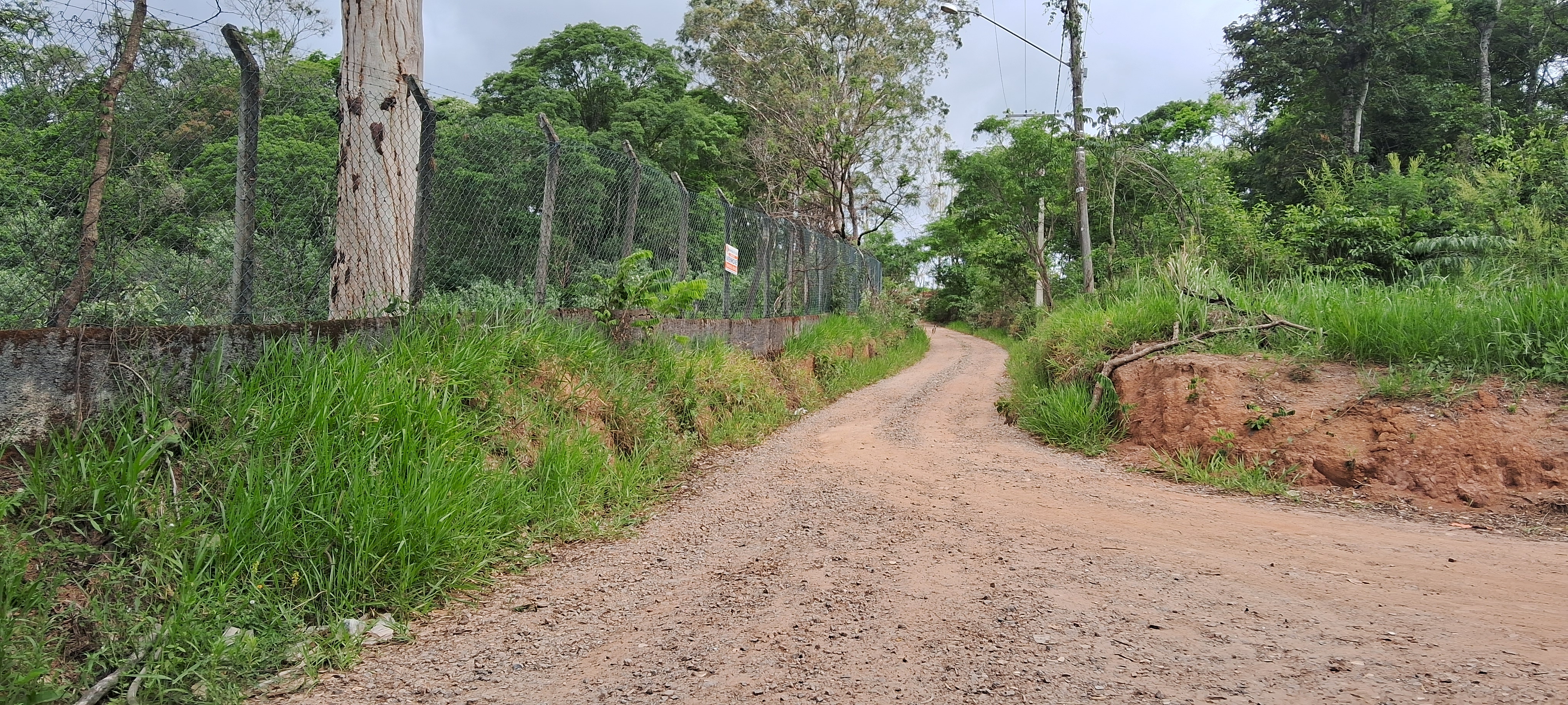 ATIBAIA JD. ESTANCIA BRASIL, 500m² , 165mil. Aceita Carro e parcela.