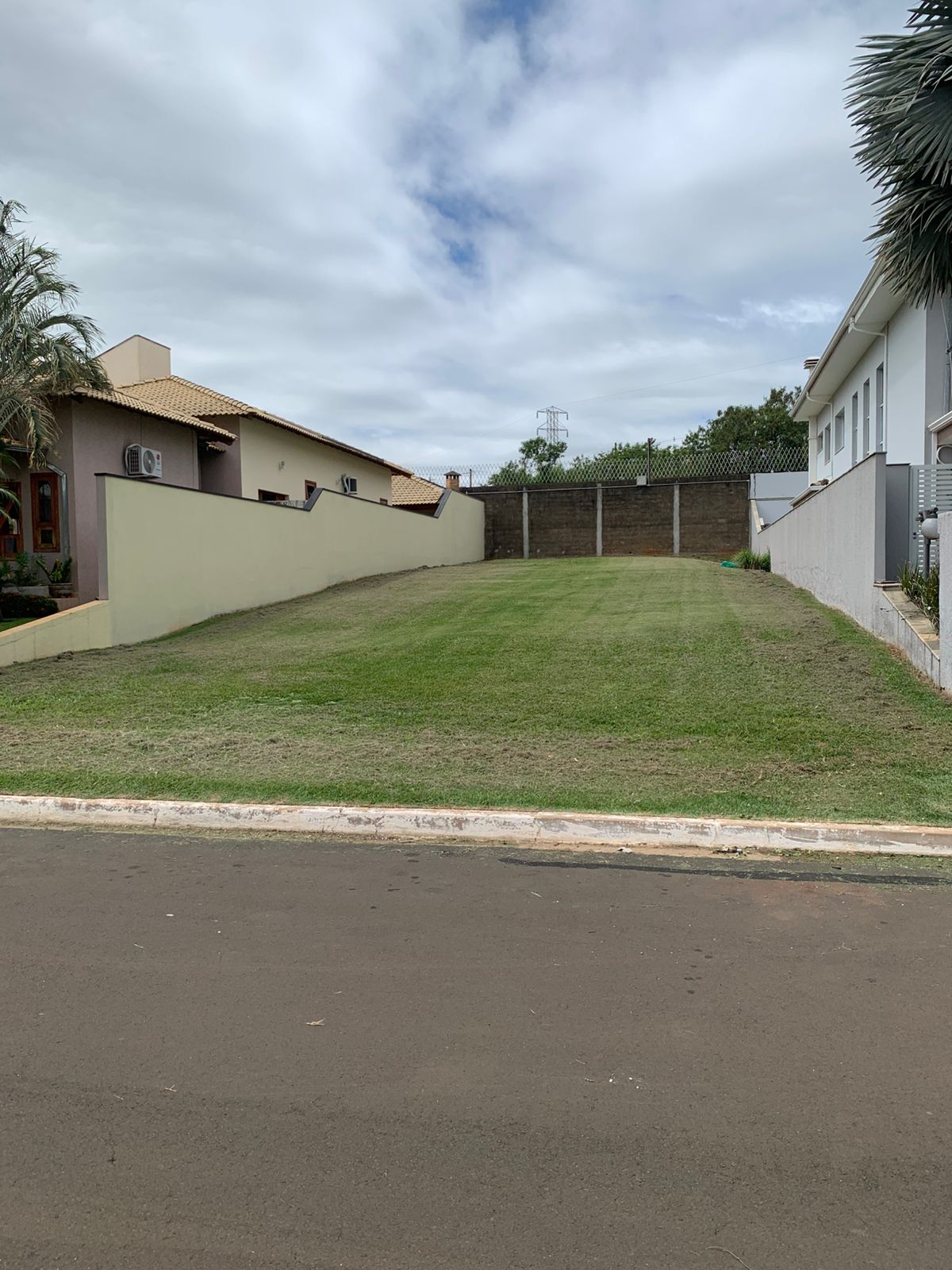 Ótimo Lote no condomínio Colinas de São João em Limeira/SP